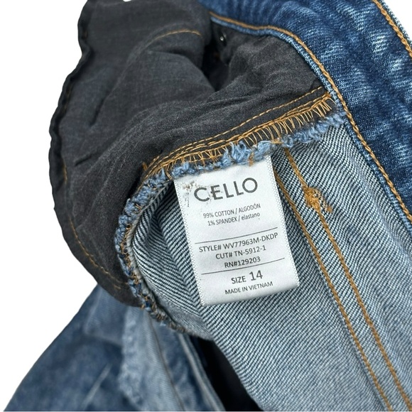 Ms. Cello Distressed Blue Jeans - Women’s Size 14 - Picture 3 of 5